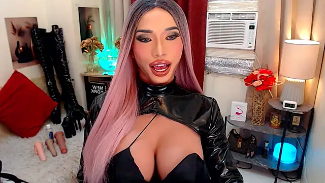 Snapshot of KYLINE_WIILLS chatting on 05-29-26, 10:21 KYLINE WIILLS online show from 05-29-26, 10:21