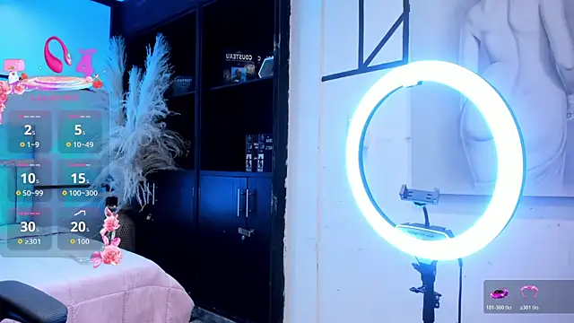 SamaraAnders  online show from 04-10-26, 05:03