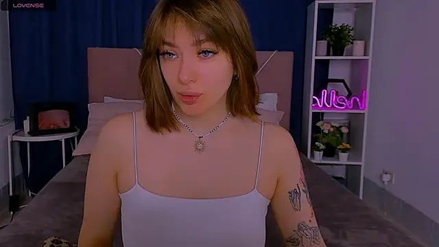 Emily Tylerr online show from 02-07-26, 12:51