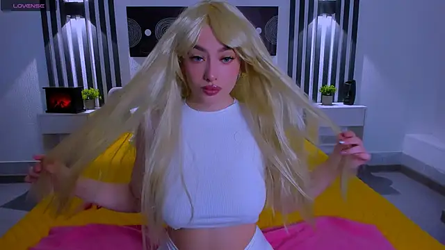 Emily Tylerr online show from 02-17-26, 01:03