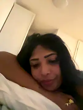 Snapshot of yesica94 chatting on 10-20-25, 12:13 yesica94 online show from 10-20-25, 12:13