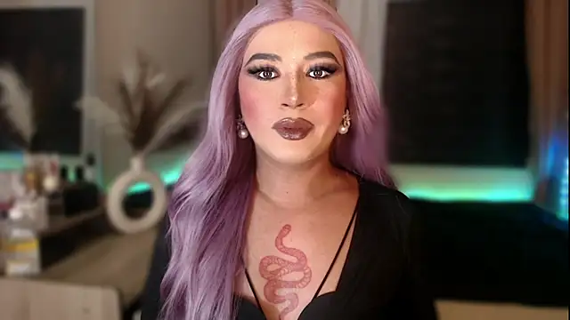 Snapshot of mslilly_croft chatting on 02-05-26, 08:15 mslilly croft online show from 02-05-26, 08:15