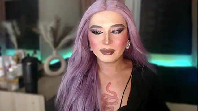 Snapshot of mslilly_croft chatting on 02-07-26, 05:10 mslilly croft online show from 02-07-26, 05:10