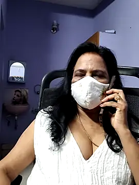 mallu-lover online show from 12-04-25, 07:51