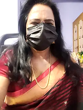 mallu-lover online show from 11-11-25, 01:11