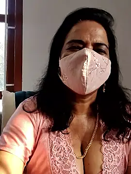 mallu-lover online show from 01-10-26, 02:18