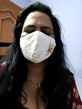 mallu-lover online show from 11-29-25, 10:04