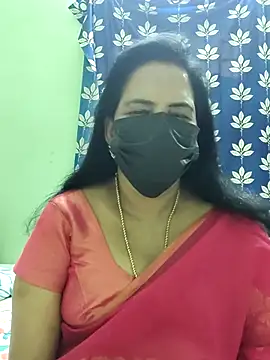 Snapshot of mallu-lover chatting on 10-01-25, 05:23 mallu-lover online show from 10-01-25, 05:23
