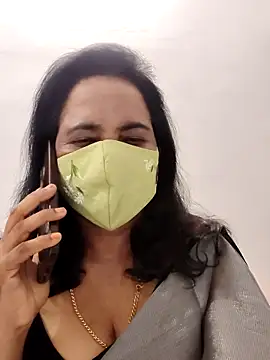 mallu-lover online show from 01-06-26, 01:37