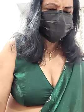Snapshot of mallu-lover chatting on 05-09-26, 10:57 mallu-lover online show from 05-09-26, 10:57