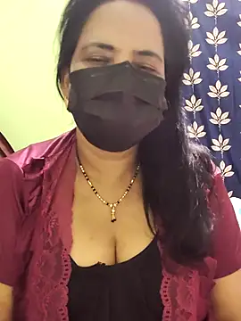 Snapshot of mallu-lover chatting on 10-11-25, 05:36 mallu-lover online show from 10-11-25, 05:36