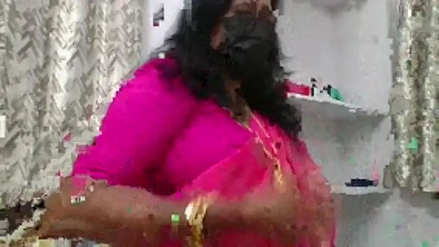 Snapshot of mallu-lover chatting on 05-24-26, 05:02 mallu-lover online show from 05-24-26, 05:02