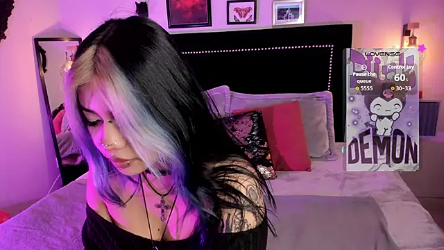 pinkk deemon online show from 06-19-26, 01:17