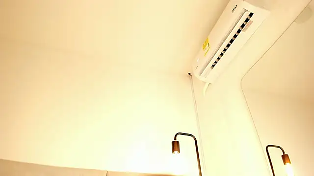 Snapshot of Lilith_Blaze_ chatting on 02-16-26, 01:21 Lilith Blaze online show from 02-16-26, 01:21