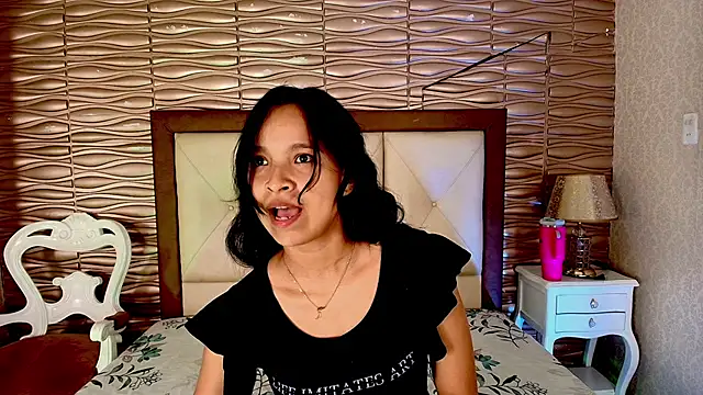 Miladiosa online show from 05-24-26, 12:49