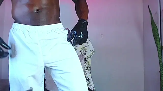 Snapshot of MrByronStallion chatting on 11-16-25, 09:03 MrByronStallion online show from 11-16-25, 09:03