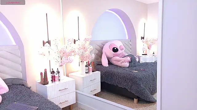 amy miller1 online show from 04-10-26, 08:05