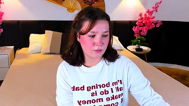 JaneByrd online show from 10-04-25, 03:24