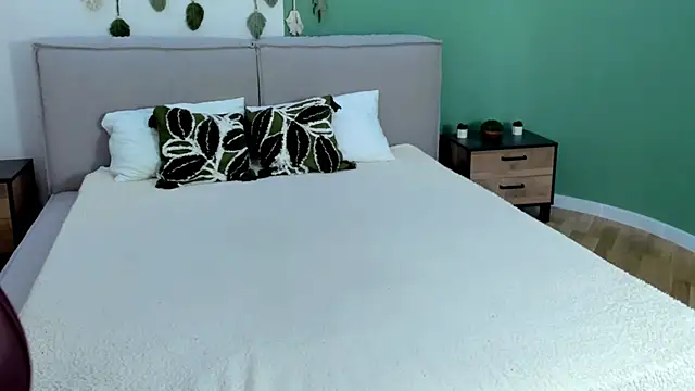 JaneByrd online show from 09-25-25, 02:12