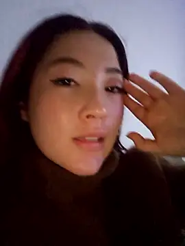 lunnaa  online show from 01-17-26, 04:05