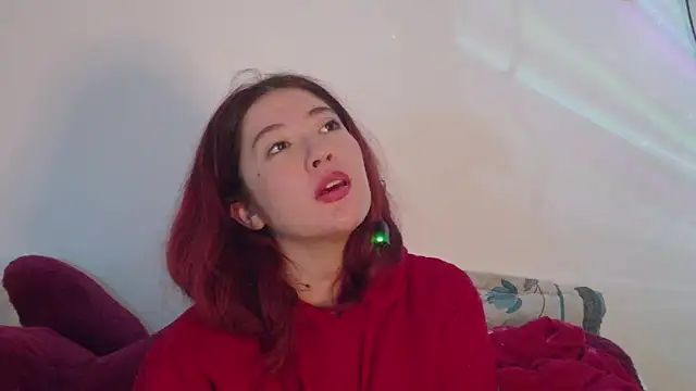 Snapshot of lunnaa_ chatting on 03-06-26, 03:23 lunnaa online show from 03-06-26, 03:23
