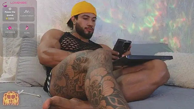 Snapshot of Osher_Cox chatting on 02-21-26, 01:51 Osher Cox online show from 02-21-26, 01:51