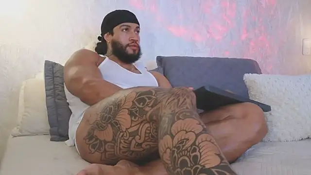 Osher Cox online show from 12-20-25, 01:52