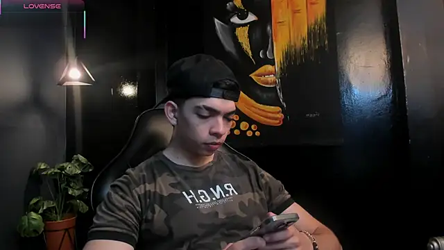 Eryonbradley online show from 12-04-25, 11:20