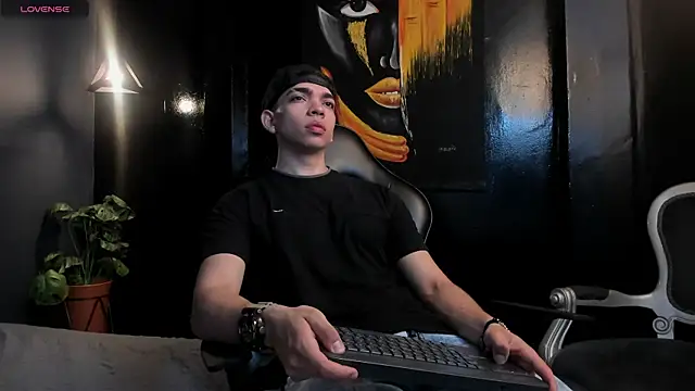 Eryonbradley online show from 11-27-25, 11:32