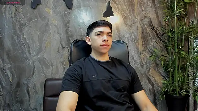 Eryonbradley online show from 02-11-26, 11:21