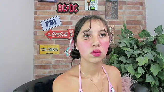 misss luxury online show from 11-18-25, 11:02