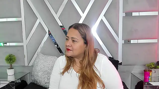 MonzerratBoyer online show from 03-12-26, 07:07