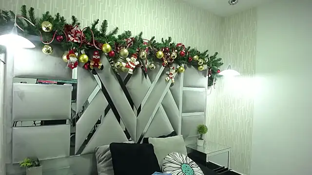 MonzerratBoyer online show from 01-09-26, 06:48