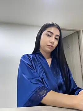 Snapshot of EmelyParker chatting on 09-15-25, 11:16 EmelyParker online show from 09-15-25, 11:16