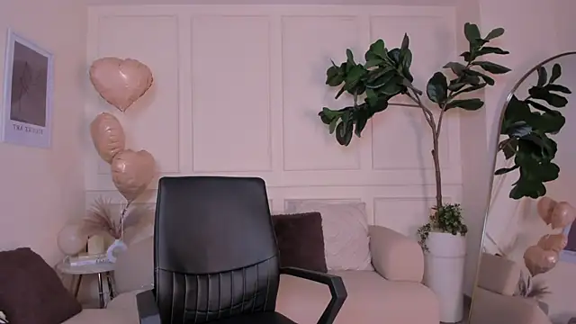 EmelyParker online show from 11-13-25, 07:51