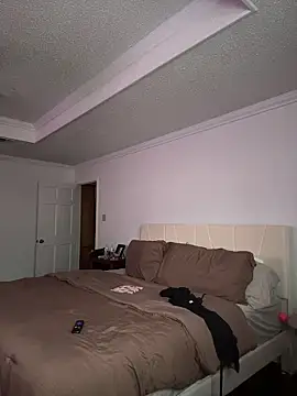 Sonnysoles online show from 04-12-26, 02:53