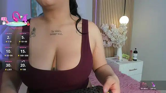 veronica hill  online show from 02-20-26, 03:03