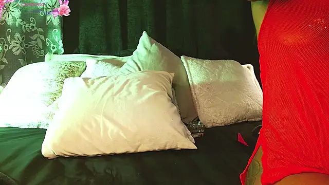 Dulce Tara online show from 12-19-25, 09:22