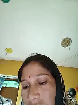 Snapshot of Sonam_pandeyji chatting on 06-05-26, 01:32 Sonam pandeyji online show from 06-05-26, 01:32