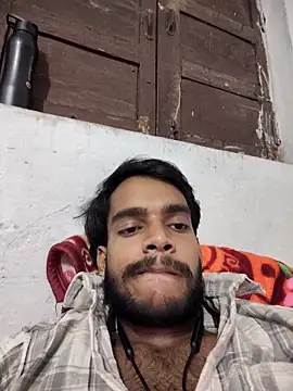 Snapshot of yashuuuu021 chatting on 09-24-25, 03:40 yashuuuu021 online show from 09-24-25, 03:40