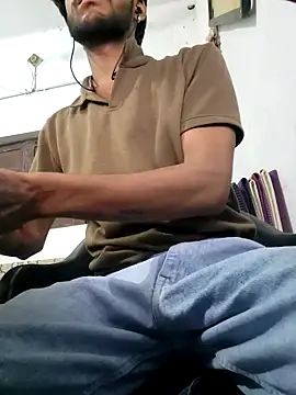 yashuuuu021 online show from 02-10-26, 07:13