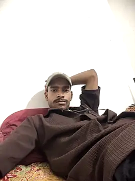 yashuuuu021 online show from 04-03-26, 06:47