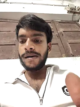Snapshot of yashuuuu021 chatting on 10-03-25, 06:20 yashuuuu021 online show from 10-03-25, 06:20