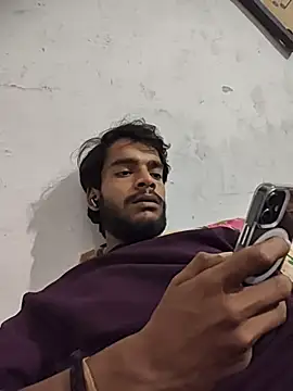 Snapshot of yashuuuu021 chatting on 10-23-25, 01:54 yashuuuu021 online show from 10-23-25, 01:54