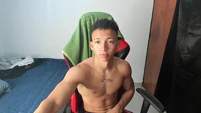 Snapshot of JuanchiT66 chatting on 02-13-26, 05:07 JuanchiT66 online show from 02-13-26, 05:07