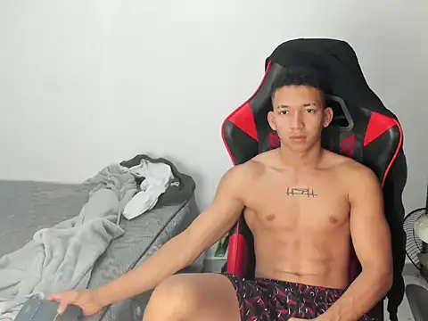 Snapshot of JuanchiT66 chatting on 02-05-26, 04:30 JuanchiT66 online show from 02-05-26, 04:30