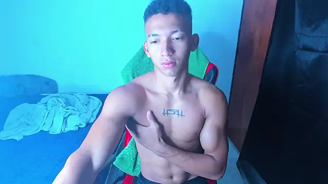 Snapshot of JuanchiT66 chatting on 04-22-26, 02:13 JuanchiT66 online show from 04-22-26, 02:13