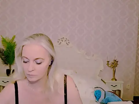 Anais Janson online show from 04-14-26, 06:46