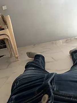 Snapshot of NoddingScorpion chatting on 09-23-25, 12:01 NoddingScorpion online show from 09-23-25, 12:01