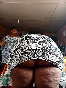 Snapshot of Babybigbutt chatting on 02-17-26, 10:45 Babybigbutt online show from 02-17-26, 10:45